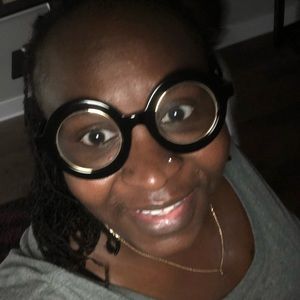 Meet your Posher, Sophia